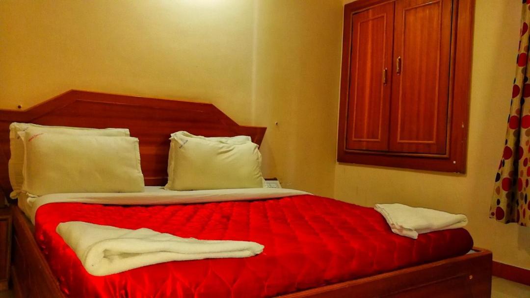 Seagate Church View Resorts Velanganni Bagian luar foto