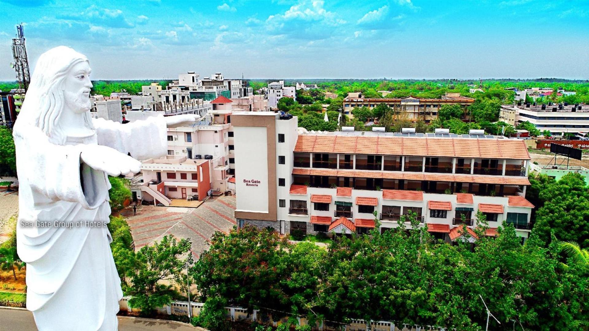 Seagate Church View Resorts Velanganni Bagian luar foto