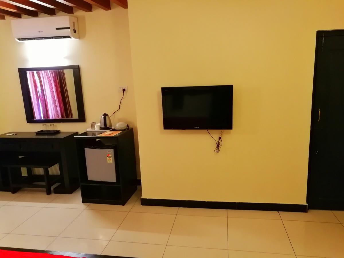 Seagate Church View Resorts Velanganni Bagian luar foto