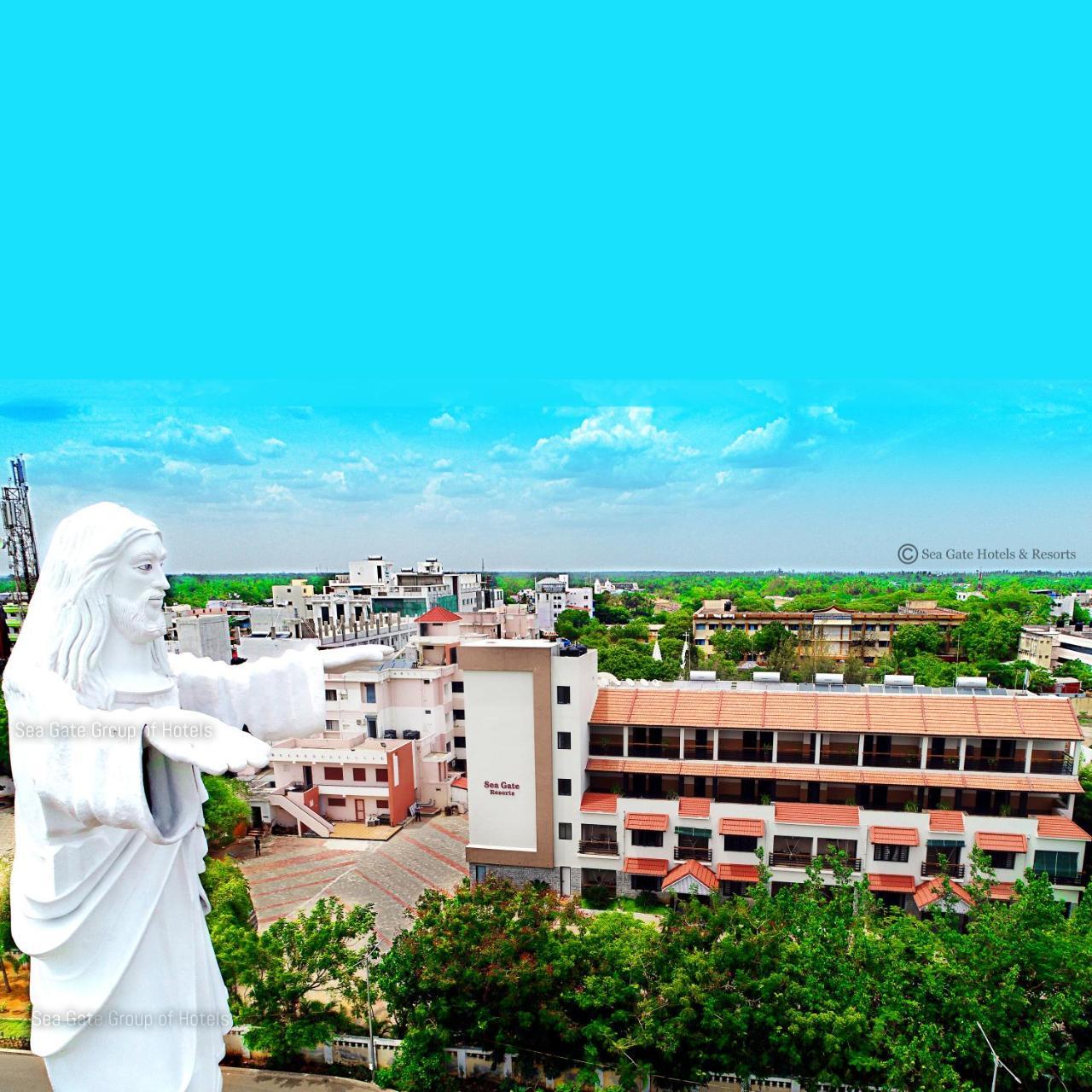 Seagate Church View Resorts Velanganni Bagian luar foto